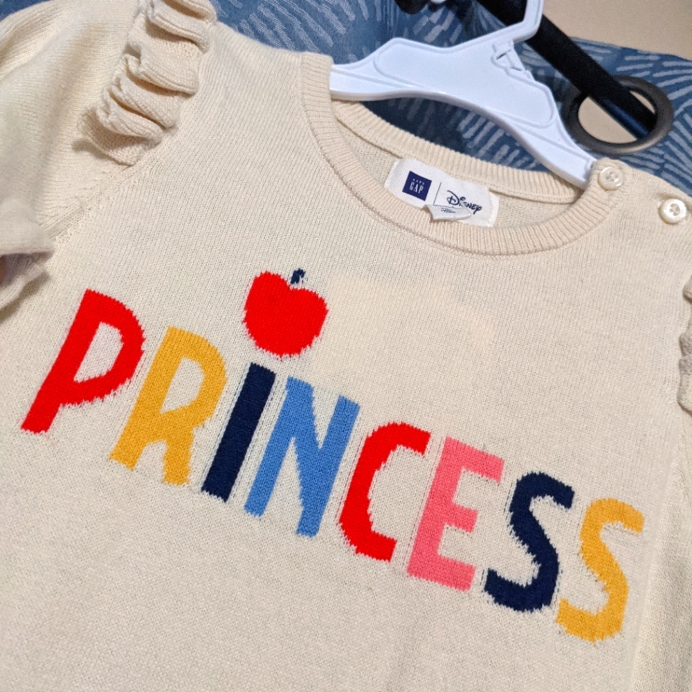 Beautiful Soft Outfit by Baby Gap
